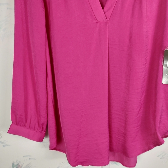 Vince Camuto Pink V-neck Blouse NWT - Picture 3 of 11